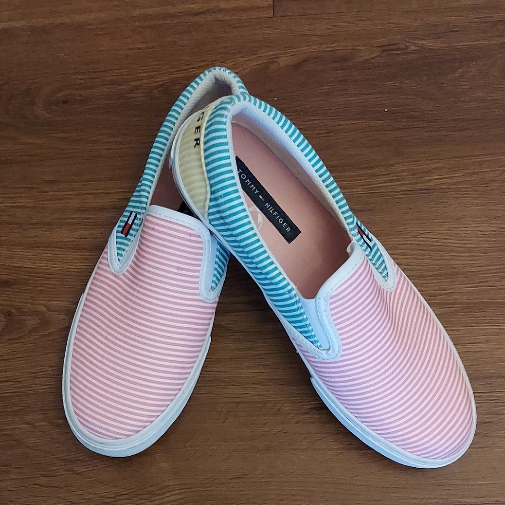 Slip-On Sneakers